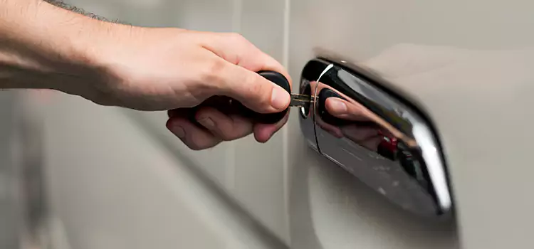 Why Choose Our Auto Locksmith Team in Cuyahoga Falls, OH?