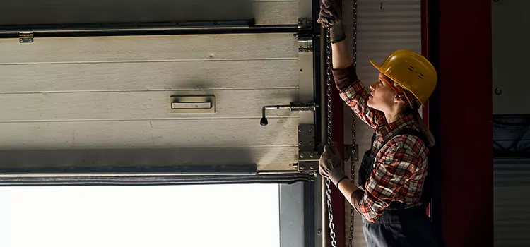 Addressing Common Garage Door Stoppage Issues in Cuyahoga Falls, OH