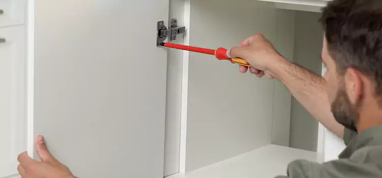 Screen Door Hinge Repair Cuyahoga Falls